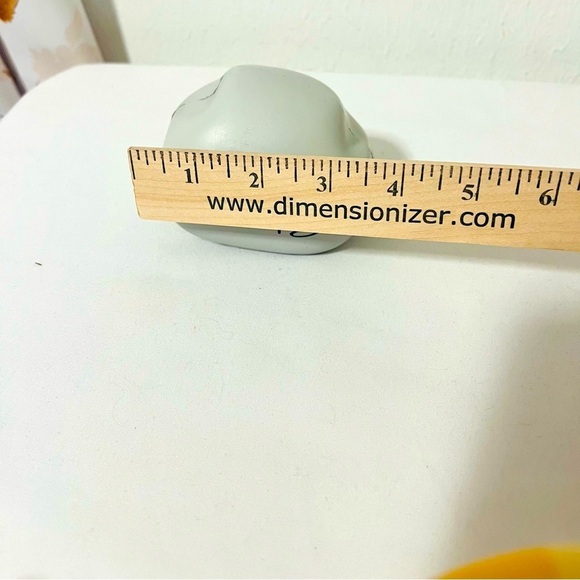 The LankyBox Official Squishy Are A Soft and Satisfying Squishy Lot of (3) EUC - Picture 6 of 7